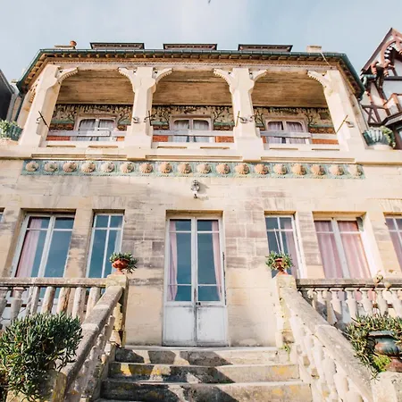 La Villa Louis, maison d'hôtes, vue mer-2